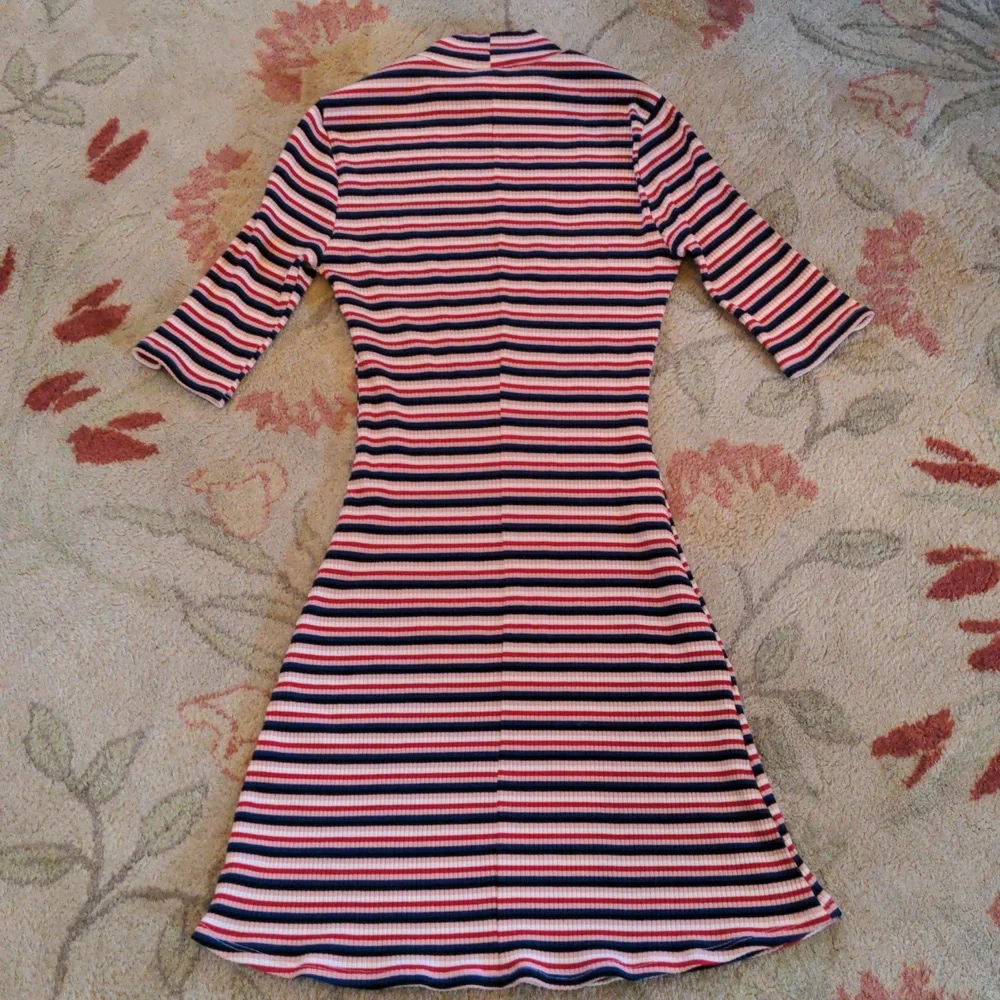 REFORMATION Mod Ribbed Dress - Picture 6 of 10